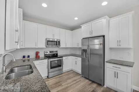 566 Transom Way Sneads Ferry NC 28460