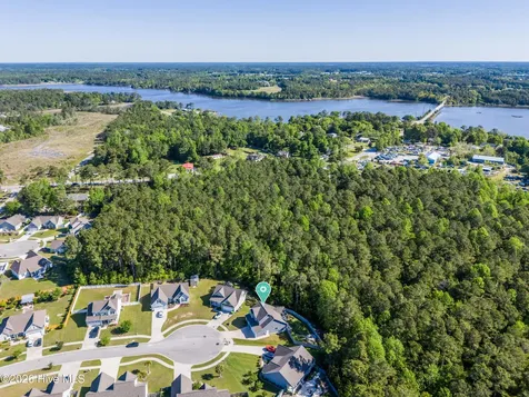 508 Diamond Ridge Court Hubert NC 28539