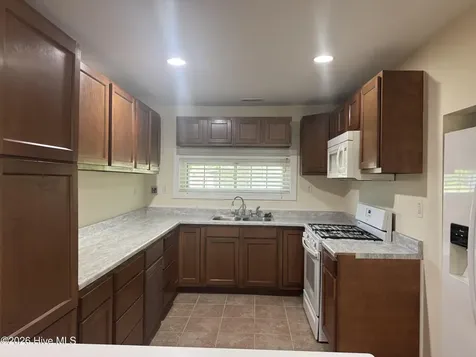 950 Perrytown Road New Bern NC 28562