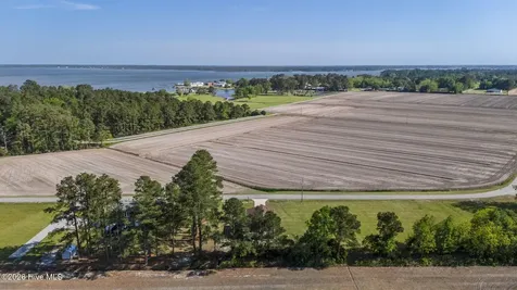 425 Griggs Road Vandemere NC 28587