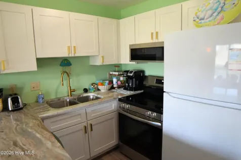 9201 Coast Guard Road Emerald Isle NC 28594
