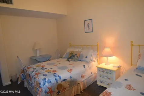 9201 Coast Guard Road Emerald Isle NC 28594