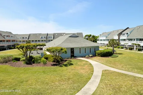 9201 Coast Guard Road Emerald Isle NC 28594