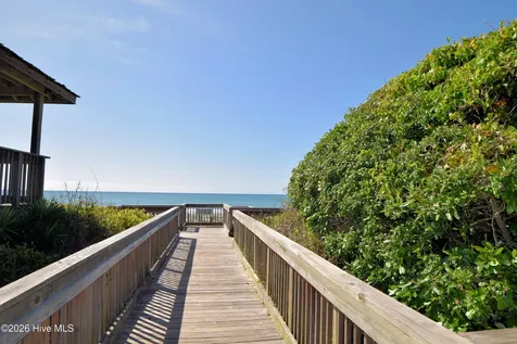 9201 Coast Guard Road Emerald Isle NC 28594