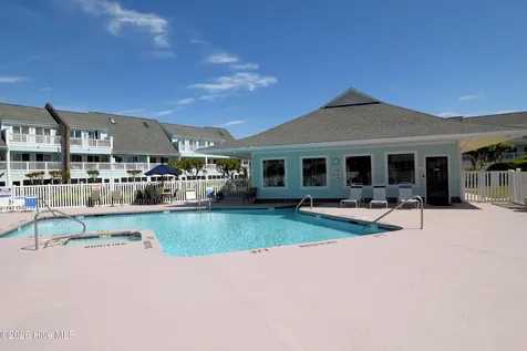 9201 Coast Guard Road Emerald Isle NC 28594