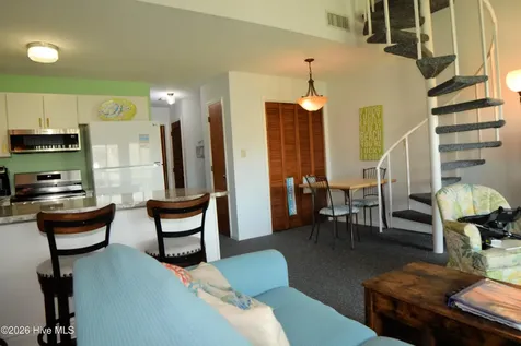 9201 Coast Guard Road Emerald Isle NC 28594