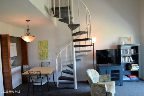 9201 Coast Guard Road Emerald Isle NC 28594