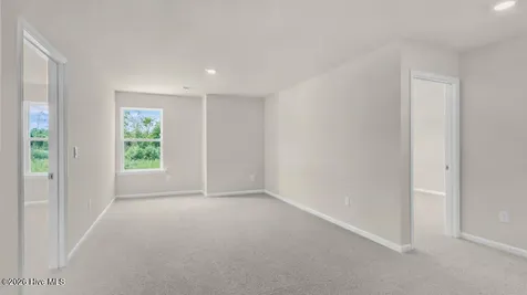 735 Lazy Elm Lane Aberdeen NC 28315