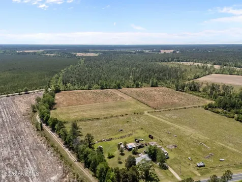 7529 Sidney-cherry Grove Road Tabor City NC 28463