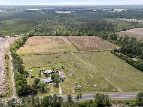 7529 Sidney-cherry Grove Road Tabor City NC 28463