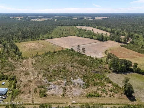 7529 Sidney-cherry Grove Road Tabor City NC 28463