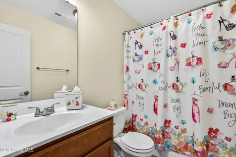 431 Sullivan Loop Road Midway Park NC 28544