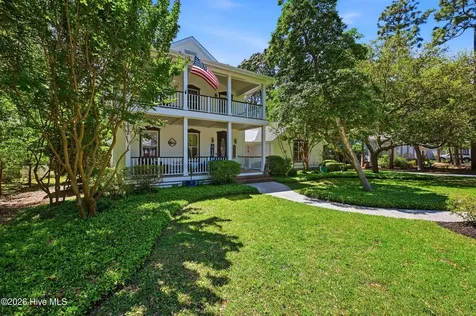 6221 Navigator Way Southport NC 28461