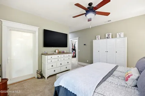 6221 Navigator Way Southport NC 28461