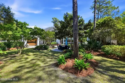 6221 Navigator Way Southport NC 28461