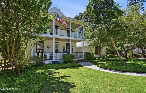 6221 Navigator Way Southport NC 28461