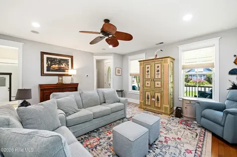 6221 Navigator Way Southport NC 28461