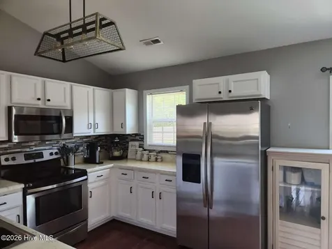 253 Sweet Gum Lane Richlands NC 28574