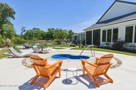 8265 Winding Creek Circle Wilmington NC 28411