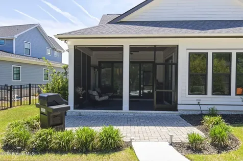 8265 Winding Creek Circle Wilmington NC 28411