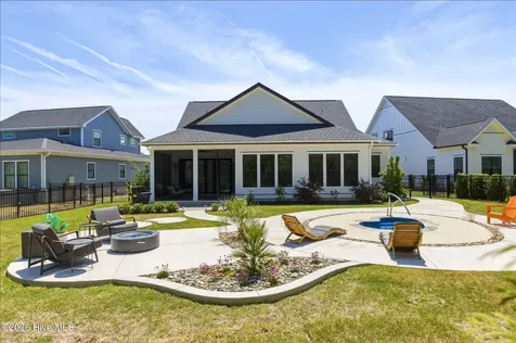 8265 Winding Creek Circle Wilmington NC 28411
