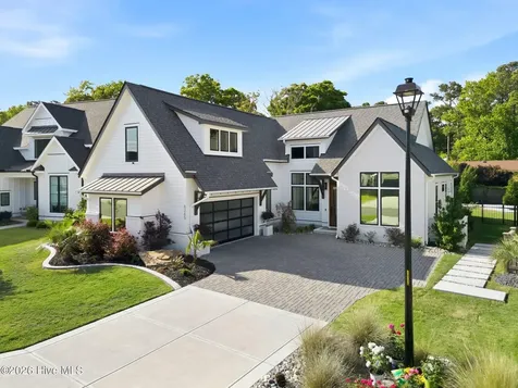 8265 Winding Creek Circle Wilmington NC 28411