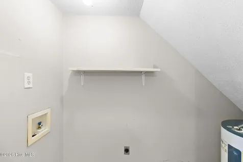 422 Kirkcaldy Court Fayetteville NC 28314