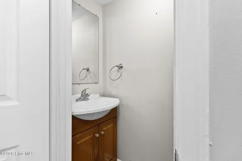 422 Kirkcaldy Court Fayetteville NC 28314