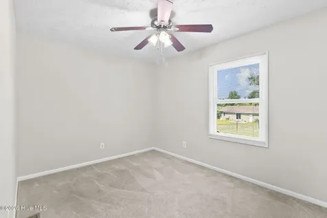 422 Kirkcaldy Court Fayetteville NC 28314