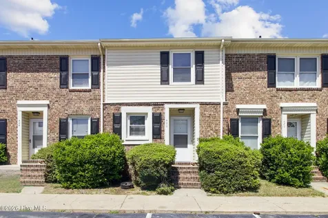422 Kirkcaldy Court Fayetteville NC 28314