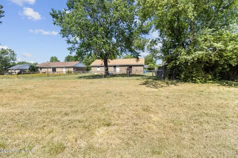 422 Kirkcaldy Court Fayetteville NC 28314