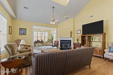 213 Reserve Green Drive Morehead City NC 28557