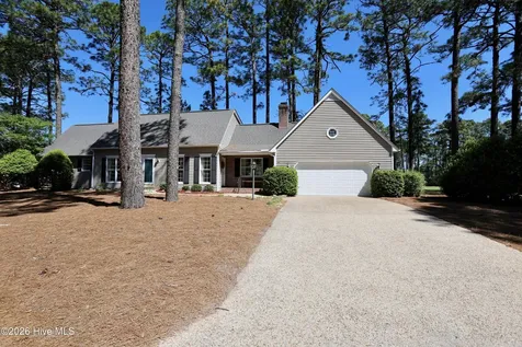 20 Baltusrol Lane Pinehurst NC 28374