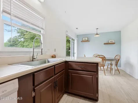 103 Granite Court Jacksonville NC 28540