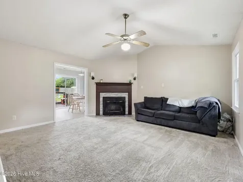 103 Granite Court Jacksonville NC 28540