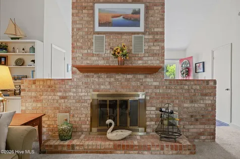 1311 Pelican Drive New Bern NC 28560