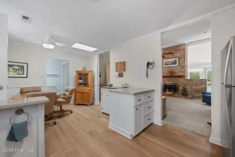 1311 Pelican Drive New Bern NC 28560