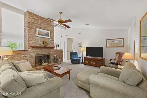 1311 Pelican Drive New Bern NC 28560