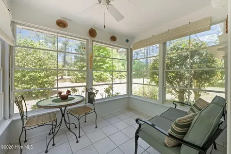 1311 Pelican Drive New Bern NC 28560