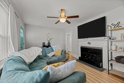 607 Watson Avenue New Bern NC 28560