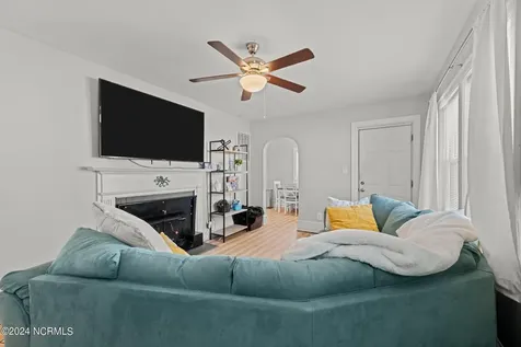 607 Watson Avenue New Bern NC 28560