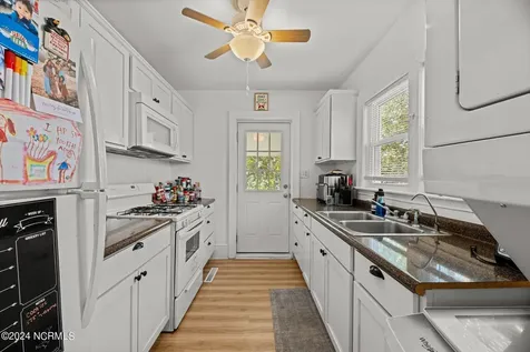 607 Watson Avenue New Bern NC 28560