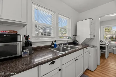 607 Watson Avenue New Bern NC 28560