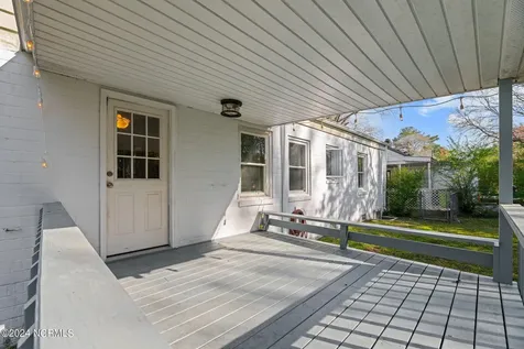 607 Watson Avenue New Bern NC 28560
