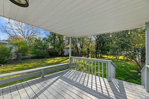 607 Watson Avenue New Bern NC 28560