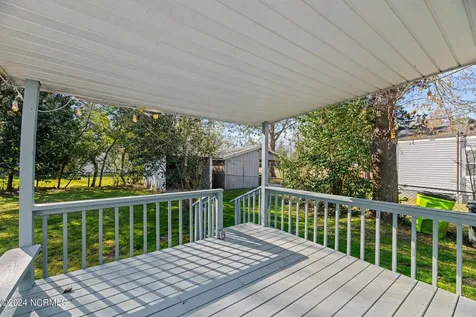 607 Watson Avenue New Bern NC 28560