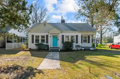 607 Watson Avenue New Bern NC 28560