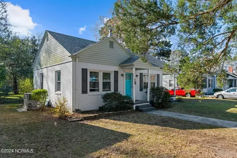 607 Watson Avenue New Bern NC 28560