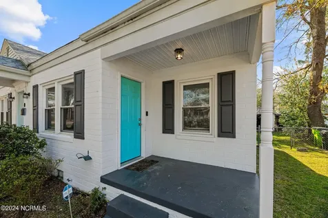 607 Watson Avenue New Bern NC 28560