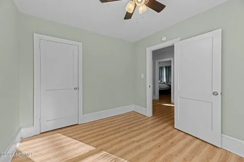 607 Watson Avenue New Bern NC 28560